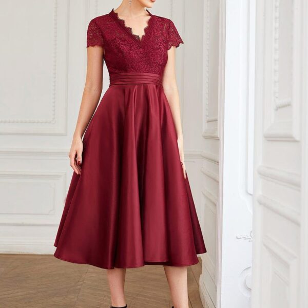 Romantic V-neck Lace Bodice Wedding Guest Dress with Pockets